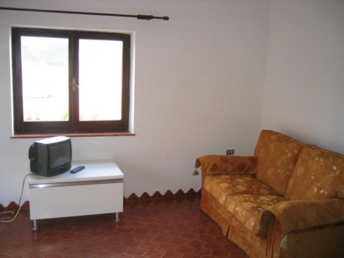 Nice Apartments In Waterfront Villa In Bosa Porto Alabe Tresnuraghes Zewnętrze zdjęcie